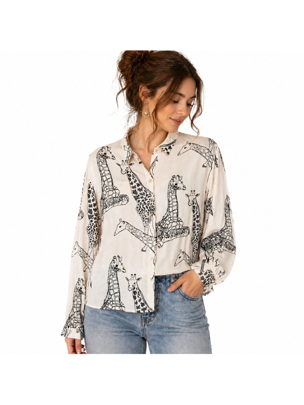 Jane and Delancey white Button-Down with Black Giraffe Print shirt